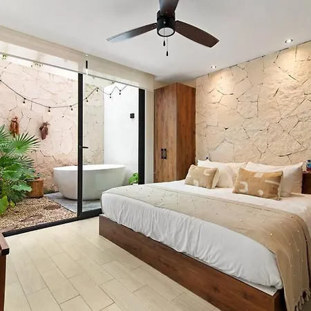 Condominio De Lujo En Tulum Con Jacuzzi Privado